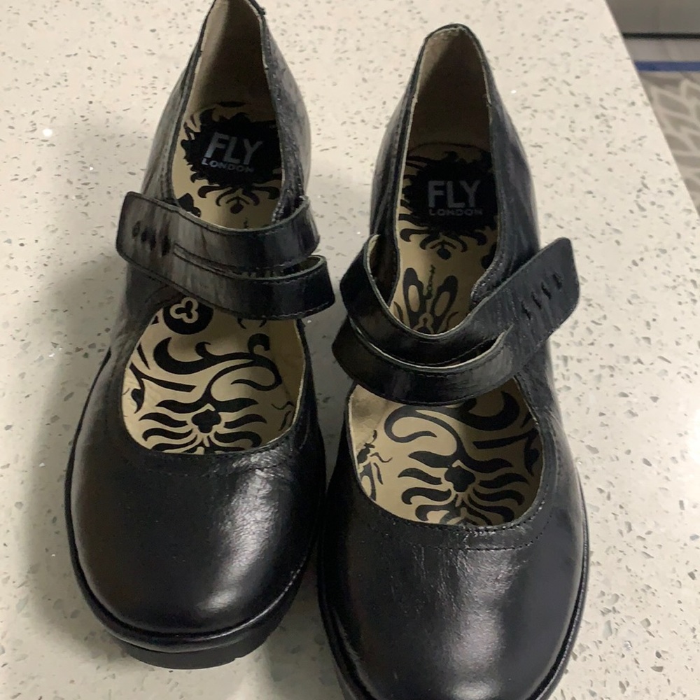 Fly london woka black